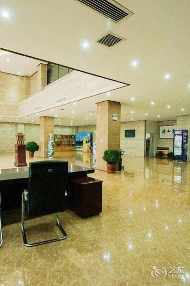 Splendid Oriental Business Hotel เทียนจิน ภายนอก รูปภาพ