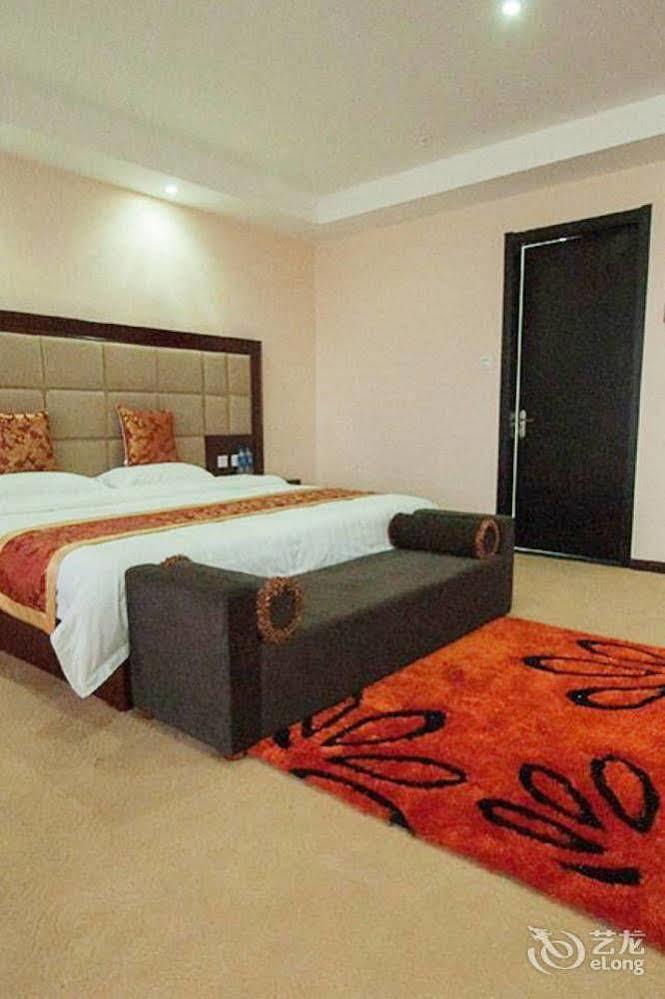 Splendid Oriental Business Hotel เทียนจิน ภายนอก รูปภาพ